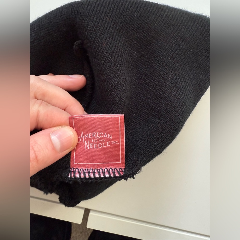 American Needle We The North Toronto Raptors Toque/Beanie - Picture 2 of 4